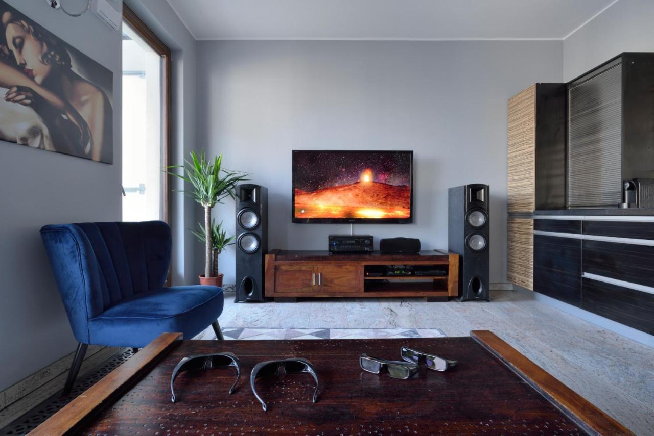 Appartement Studio Cinema 3D Cybernetyki 6 à Varsovie Extérieur photo